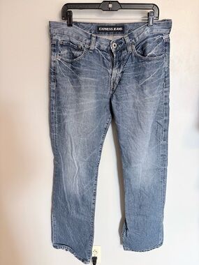 Express Men’s Light Blue Distressed Washed Loose Fit Bootcut Jeans